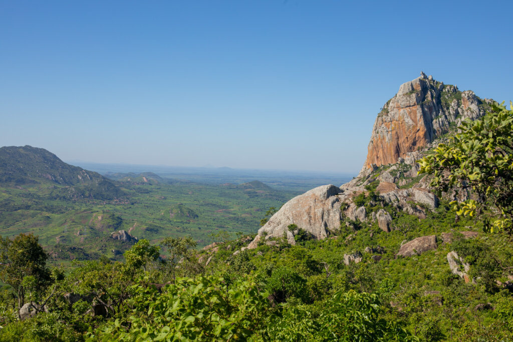 Uitzicht van de berghut op de Nkhoma berg