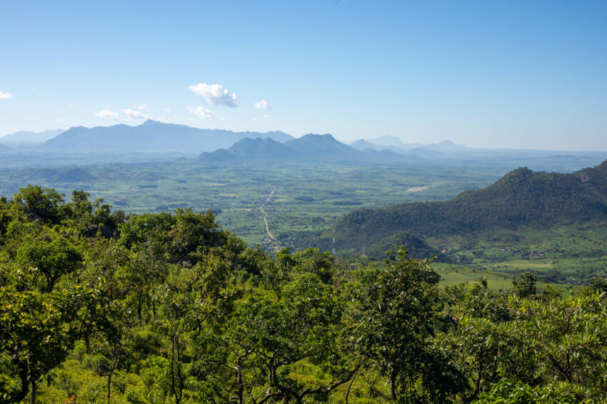 Uitzicht vanaf de Nkhoma berg over het Malawiaanse landschap